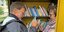 Dreiste Bücherdiebe und Zerstörungswut: Nicht alle behandeln Bücherschränke im Leinebergland mit Respekt